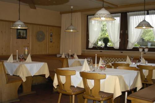Gasthaus Kellerer Raubling Exterior foto